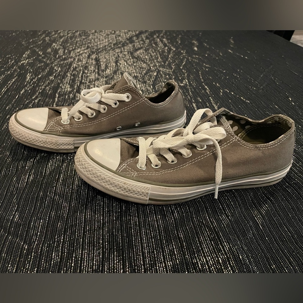 Converse Low Tops